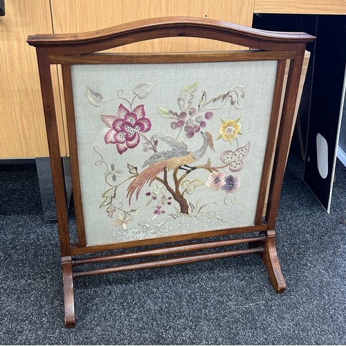 336 - Edwardian mahogany tapestry fire screen measures approximately 29 inches tall x 25 wide