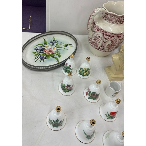 227 - Quantity of china to include wade cookie jar, set of glasses etc