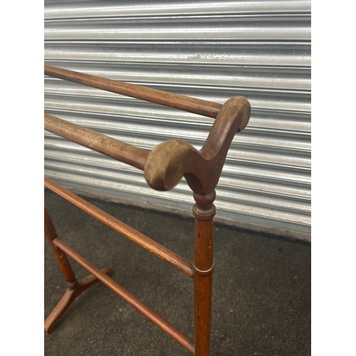 362 - Victorian mahogany towel rail