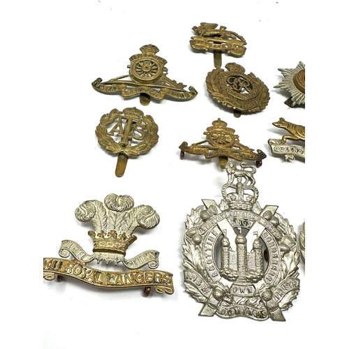 431 - 10 military cap badges