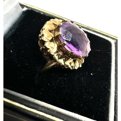 196 - 9ct gold amethyst ring weight 5.4g