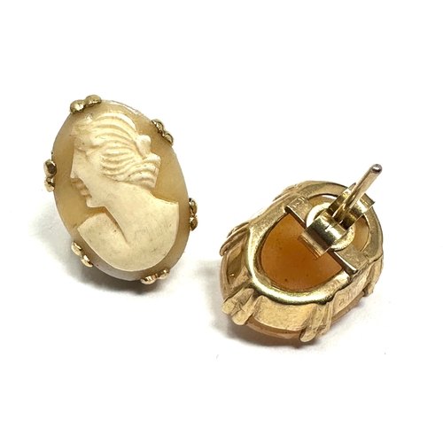 78 - 9ct gold cameo earrings weight 2.9g