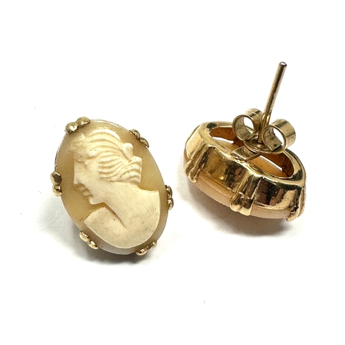 78 - 9ct gold cameo earrings weight 2.9g