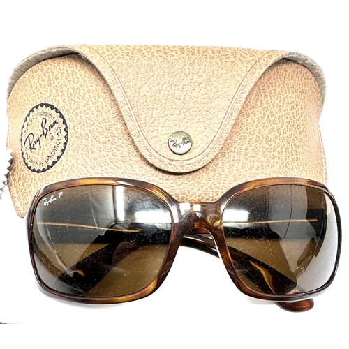 498 - 2 cased vintage ray-ban sunglasses