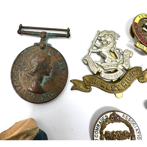 467 - selection of military badges etc inc fire brigade police medal etc