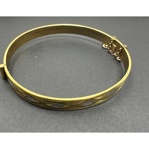 105 - vintage rolled gold bangle weight 12g