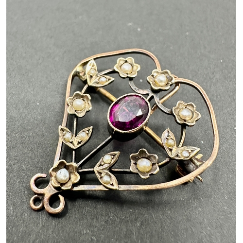 109 - Antique amethyst & seed-pearl pendant brooch measures approx 3cm drop by 2.6cm weight 3.1g