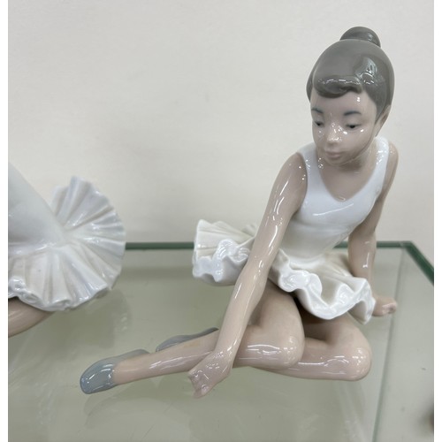 15 - Pair of Lladro Nao ballerina figures overall height approximately 5 inches tall