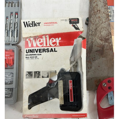 237 - Selection of tools and DIY items to include a screw kit with wall plugs, screws, Weller Universal So... 