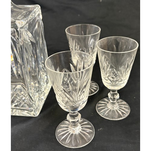 594 - Cut glass decanter with 6 matching sherry glasses