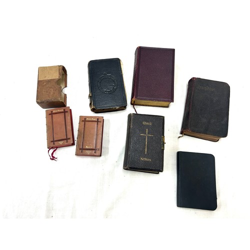 115 - Selection of small pocket vintage bibles