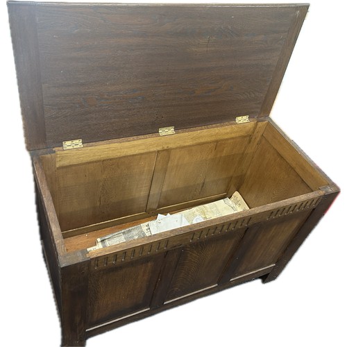 322 - Oak blanket box, approximate measurements: Height 25 inches, Width 39 inches, Depth 18 inches