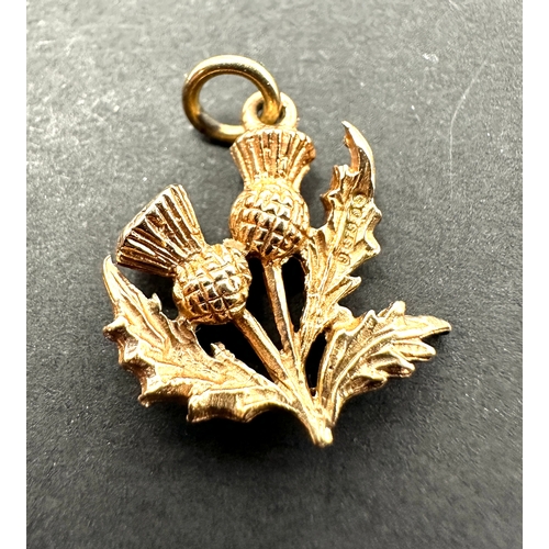 158 - Vintage 9ct gold scottish thistle charm weight .2.2g g