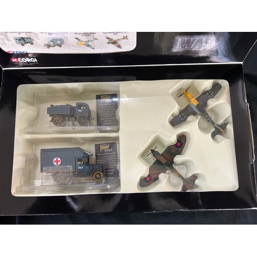 1 - Boxed Corgi For King and Country Remembering those who fell at the Somme, model CS90026. Boxed Corgi... 