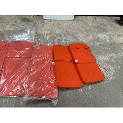 208 - Selection of orange outdoor padded seat protection covers