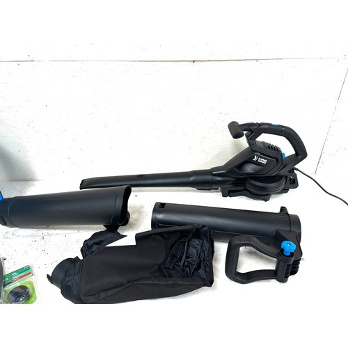 305 - Mac Allister 3000w leaf blower, boxed, working order mbv3000-1