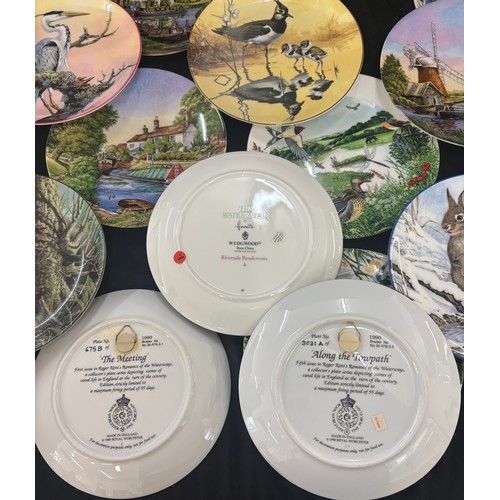 159 - Large selection of collectors plates to include makers Wedgwood and Royal Worcester