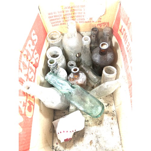 337 - Large selection of vintage and later glass bottles