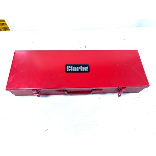 319 - Clarke metal box socket set