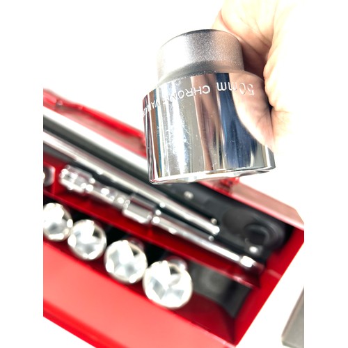 319 - Clarke metal box socket set