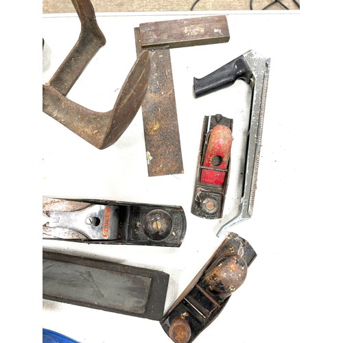 316 - Selection of assorted vintage tools include Stanley planer, shoe last etc