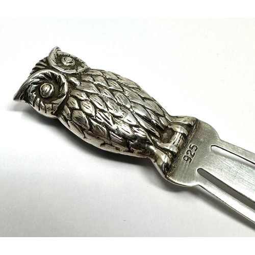 64 - Vintage silver owl book / page marker