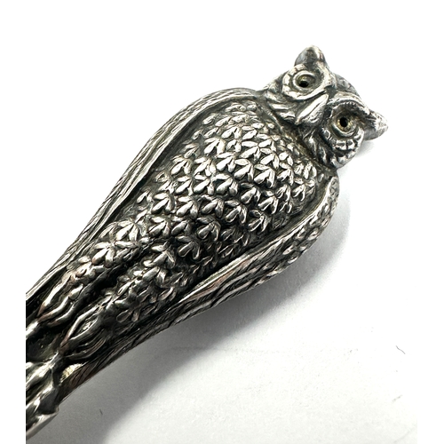 66 - vintage silver owl seal measures approx 5.5cm