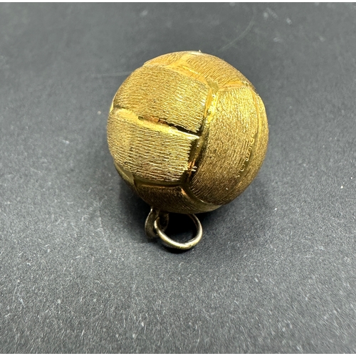 163 - vintage 9ct gold football charm weight 1.1g