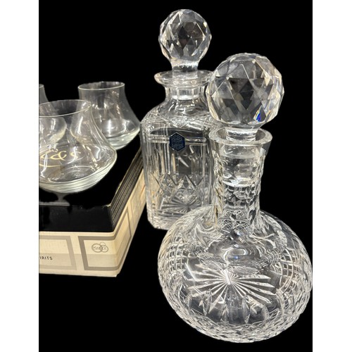 190 - Selection of glassware to include Stuart crystal decanter, Chef & Sommelier open up spirit glasses, ... 