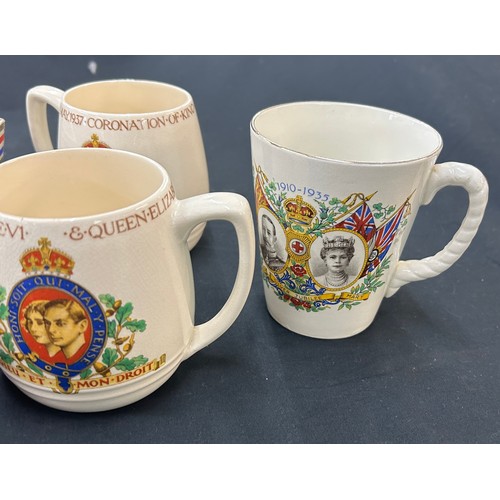 31 - Selection of Royal Coronation items to include a set of five Coronation glasses 2nd June 1953, and t... 