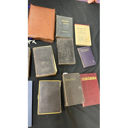 23 - Selection of vintage and later bibles