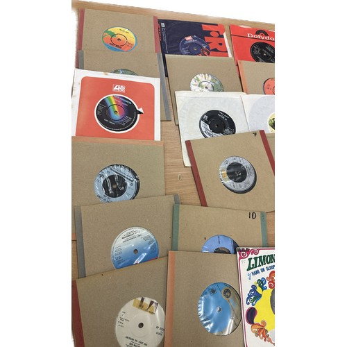 19 - Large selection of 45's to include ' The Beatles', ' The Kinks', ' Blondie' etc