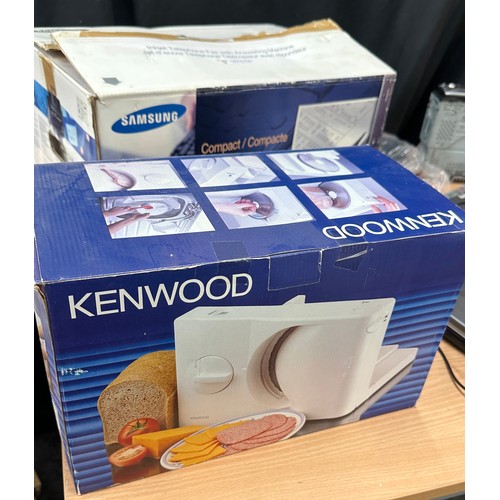 310 - Selection of electrical items to include a Samsung SF-375TP telephone fax, Kenwood meat slicer, car ... 