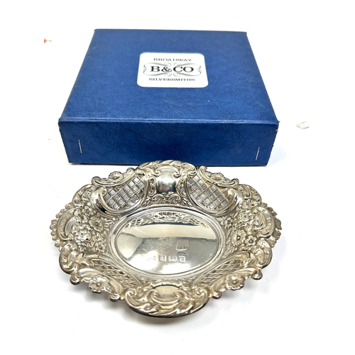 57 - Boxed silver sweet dish weight 77g