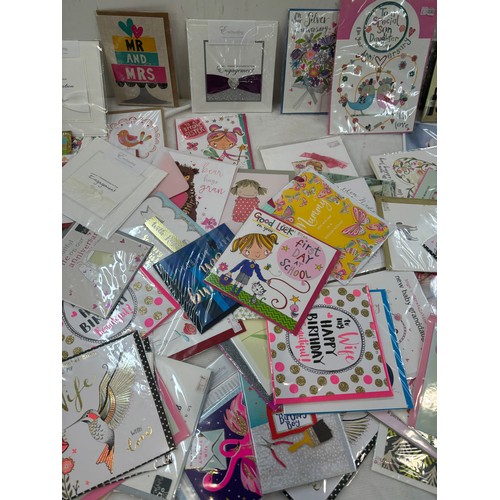 272 - Large selection of assorted occasional cards