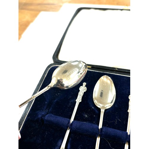 477 - Cased set of 6 1918 silver tea spoons total weight 26 grams