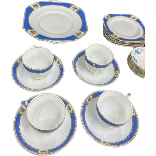 202 - Selection of part vintage tea services to include cup, saucers, tea pot etc