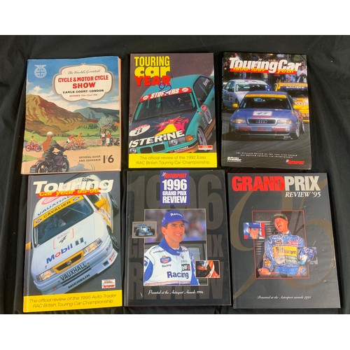 16 - Selection of assorted Motor sport books includes Grand Prix etc