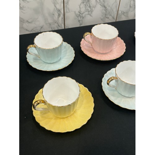 27 - Set of 6 Spode art deco style cup and saucers