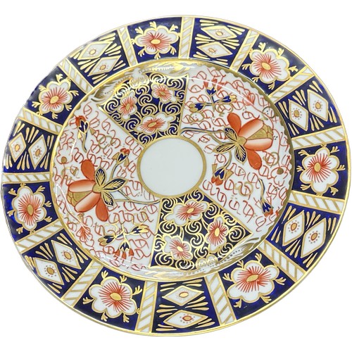 488 - Imari 2451 Royal Crown Derby Dinner Plate diameter approximately 9 inches