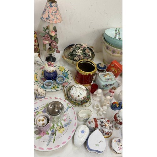 224 - Large selection of miscellaneous to include Royal Doulton, Coalport, Aynsley etc