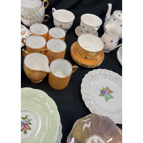 222 - Selection of vintage part tea services to include a Royal Crown Derby Chatsworth pattern cake plate,... 