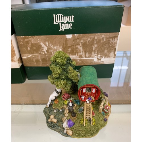 52 - Selection of Boxed Lilliput lane cottages includes Toffee apple, The Pineapple house, Lorna Doones f... 