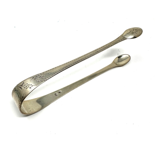 49 - Antique georgian bright cut silver sugar tongs weight 30g