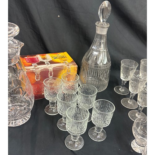 190 - Selection of assorted vintage glassware to include decanters, sherry glasses etc