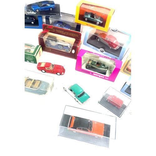 130 - Selection of boxed and unboxed diecast vehicles to include Oxford, Hi Story, Lledo, Brumm, Days gone... 