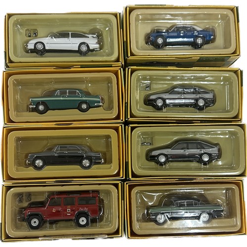 118 - Selection 8  boxed Vanguard diecast car models to include Land Rover Defender Royal Mail, Ford Sierr... 