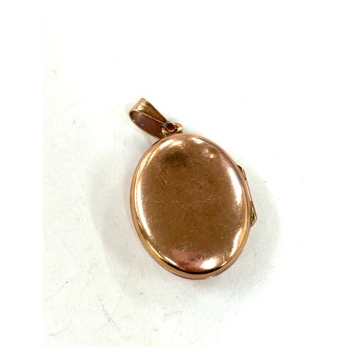 504 - 9ct gold locket pendant, approximate weight 4.8g