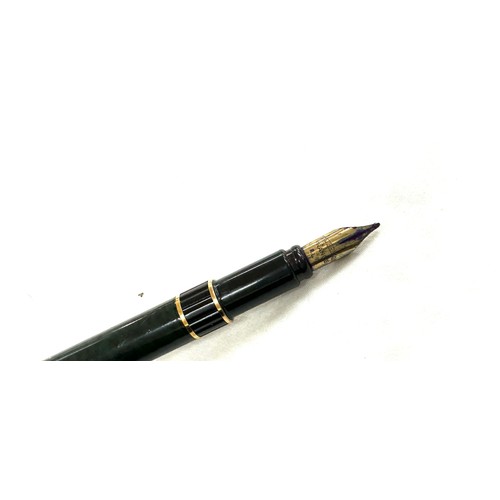 415 - Vintage Watermans Fountain pen