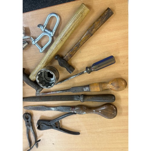 179 - Selection of tools to include a vintage 240 drill, sockets, hammers, files etc